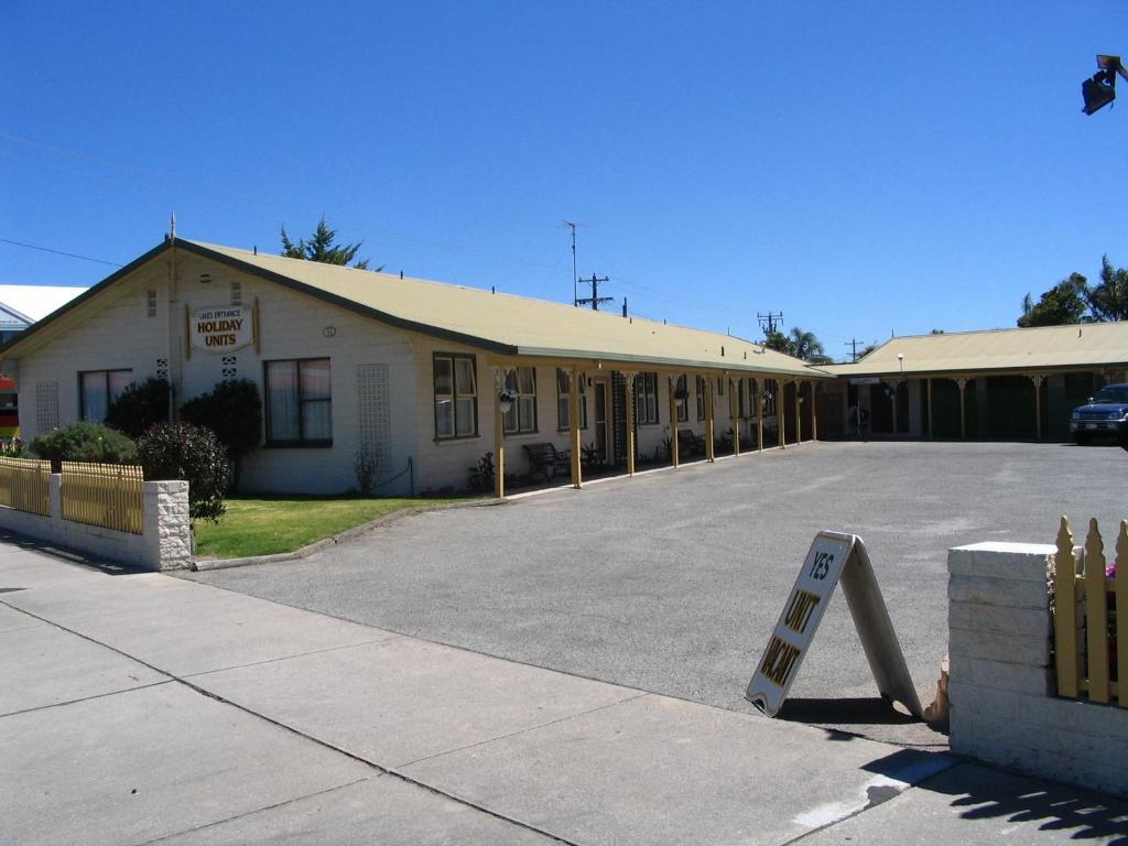 Lakes Entrance Holiday Units ภายนอก รูปภาพ