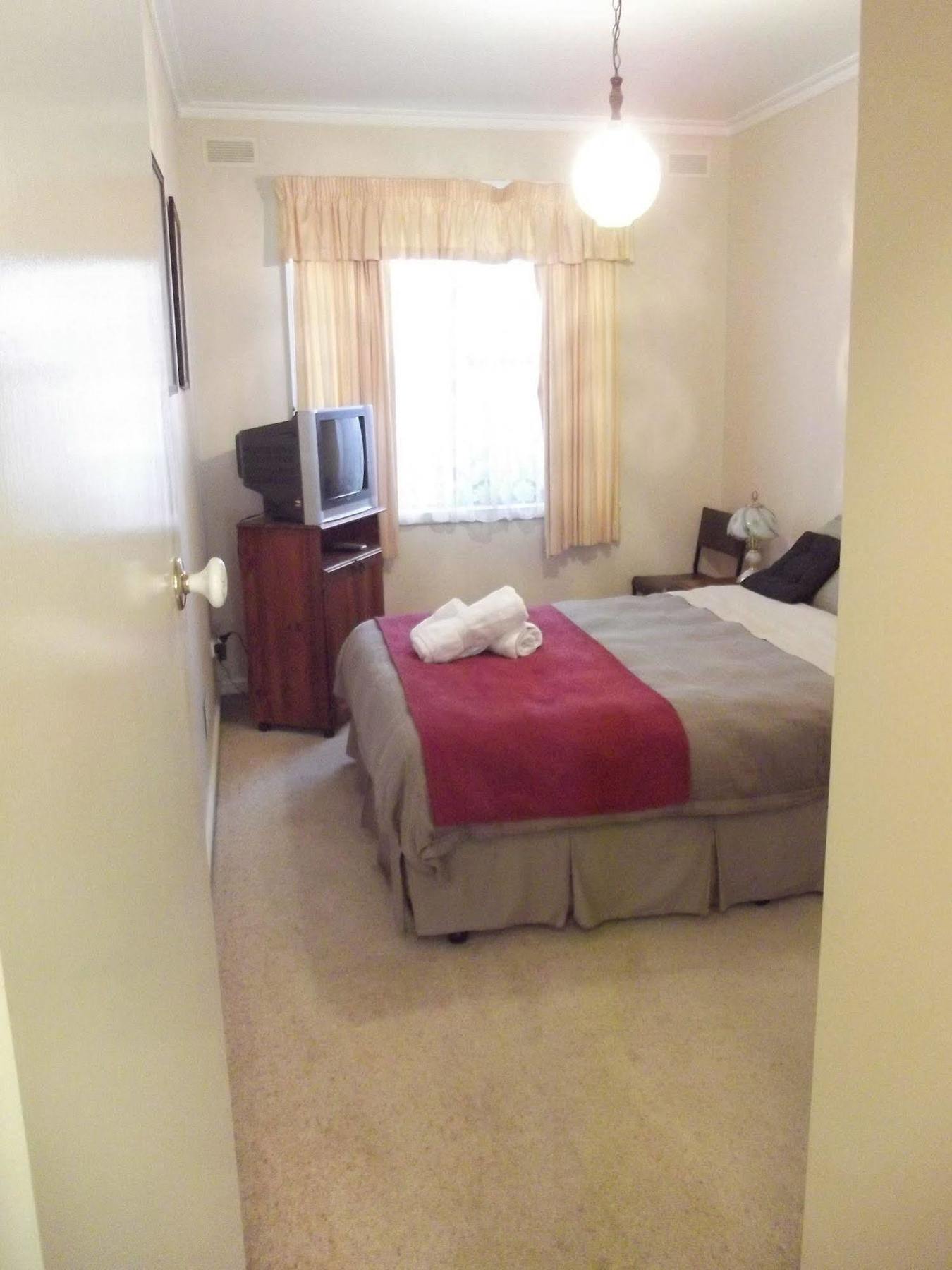 Lakes Entrance Holiday Units ภายนอก รูปภาพ