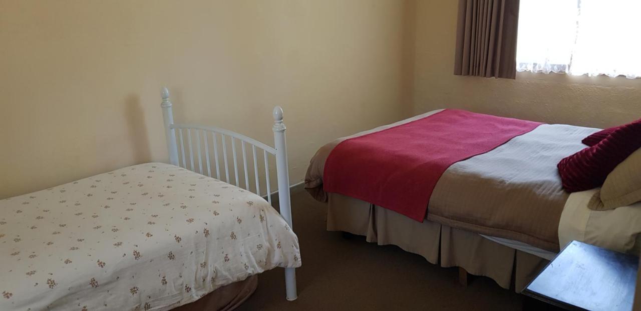 Lakes Entrance Holiday Units ภายนอก รูปภาพ